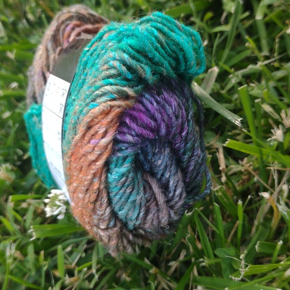Noro The World Of Nature Silk Garden Yarn Skein Crocheting Knitting - Picture 7 of 7